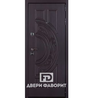 Стальная дверь с трехконтурным уплотнителем в квартиру